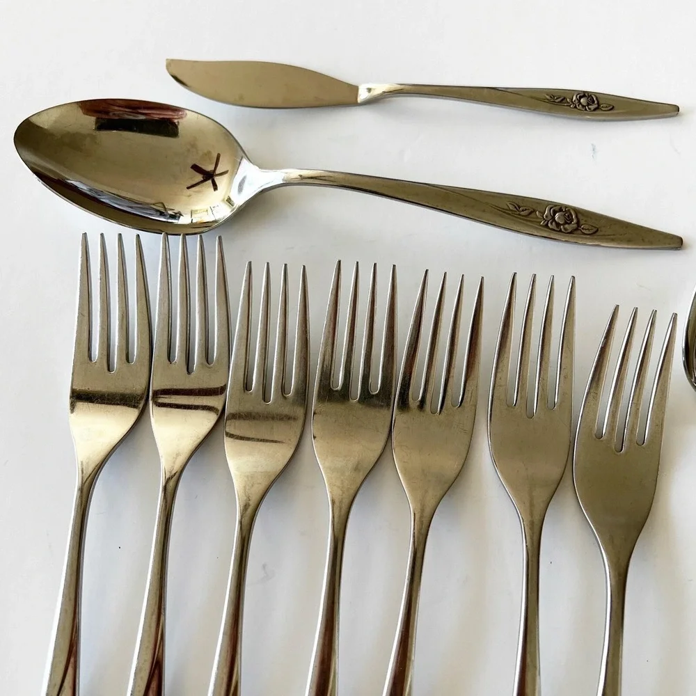 Vintage Lot Oneida Oneidacraft Deluxe Stainless 